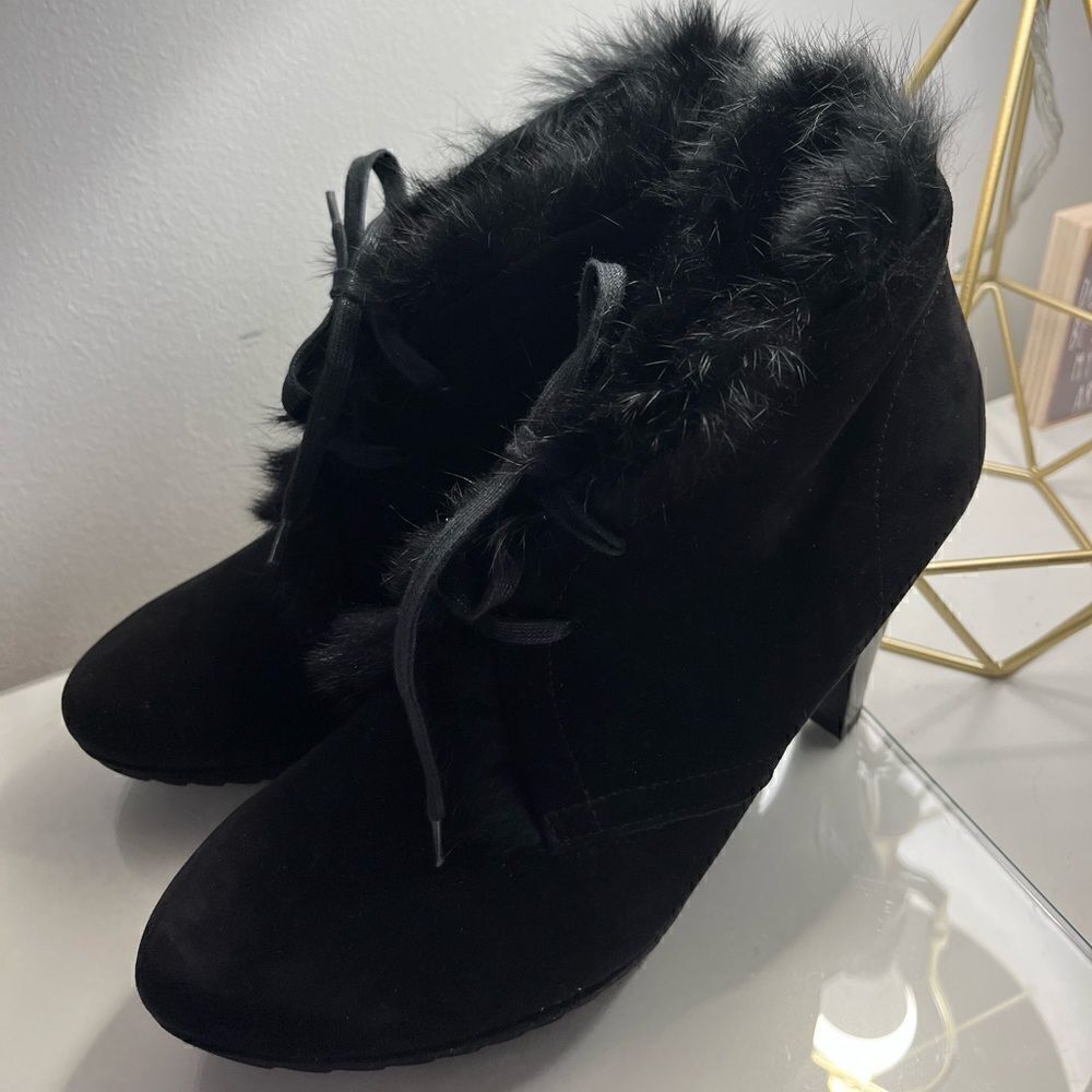 PaulâGreenâMunchen FurâLinedâBooties - Picture 5 of 10